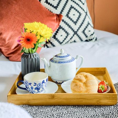 Coventry Fashionable House, City Centre, Free Parking, Sleeps 4, By Empower Homes エクステリア 写真