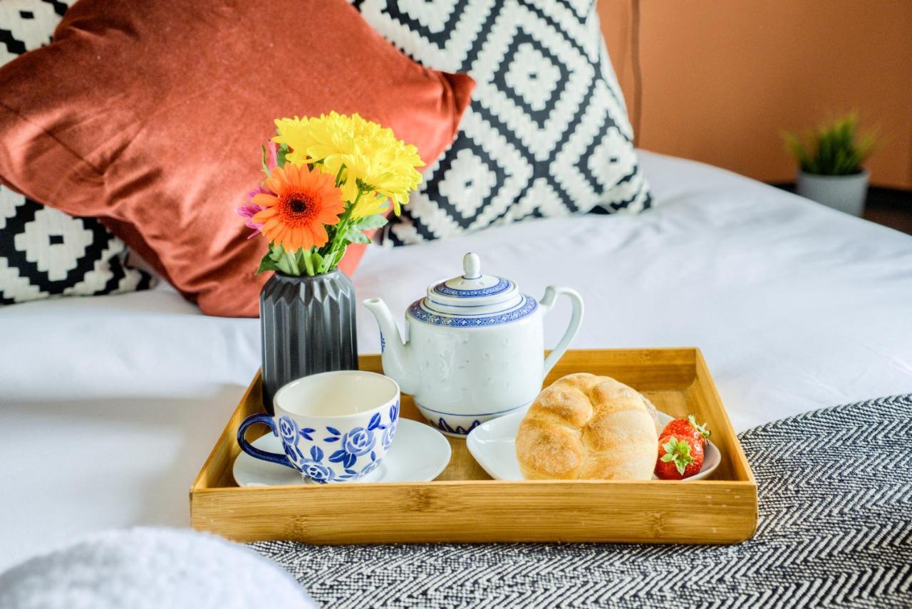 Coventry Fashionable House, City Centre, Free Parking, Sleeps 4, By Empower Homes エクステリア 写真